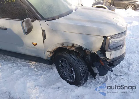 2021 Ford Bronco Sport Badlands z USA, uszkodzony, nr VIN 3FMCR9D9XMRA07183